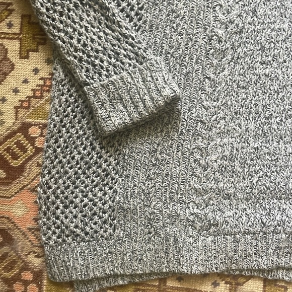 Madewell • Marled Plaza Grey Sweater - Picture 4 of 9